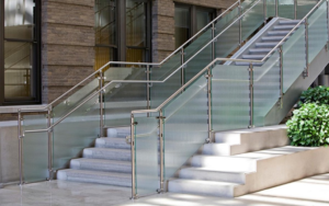 BENEFITS OF STAINLESS STEEL RAILING