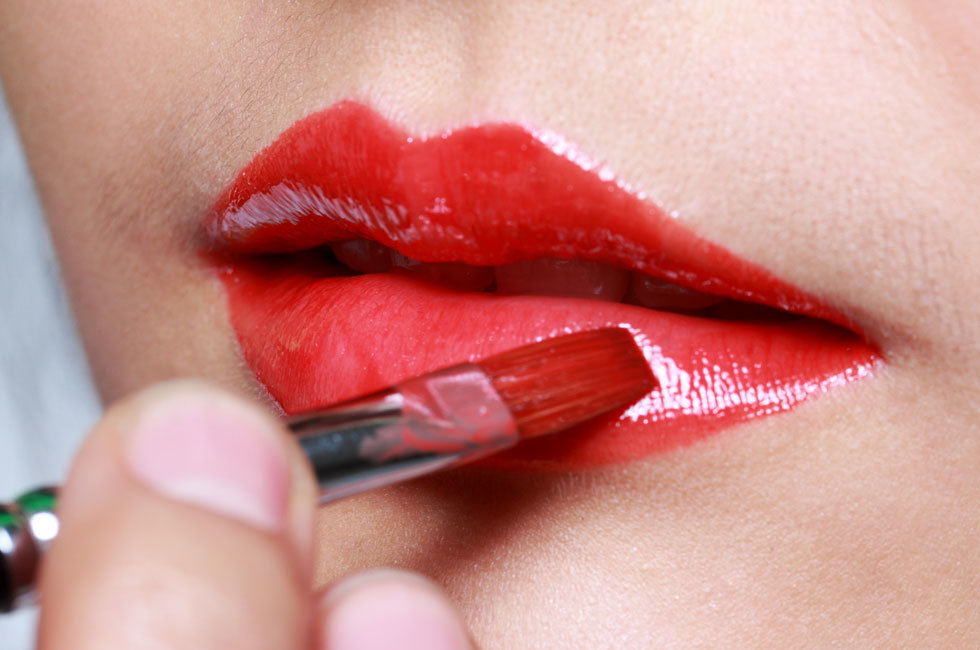 How To Take Care Of Your Lips In Summer In the Easy Way